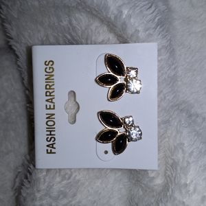 Fashion Studded Earrings 18